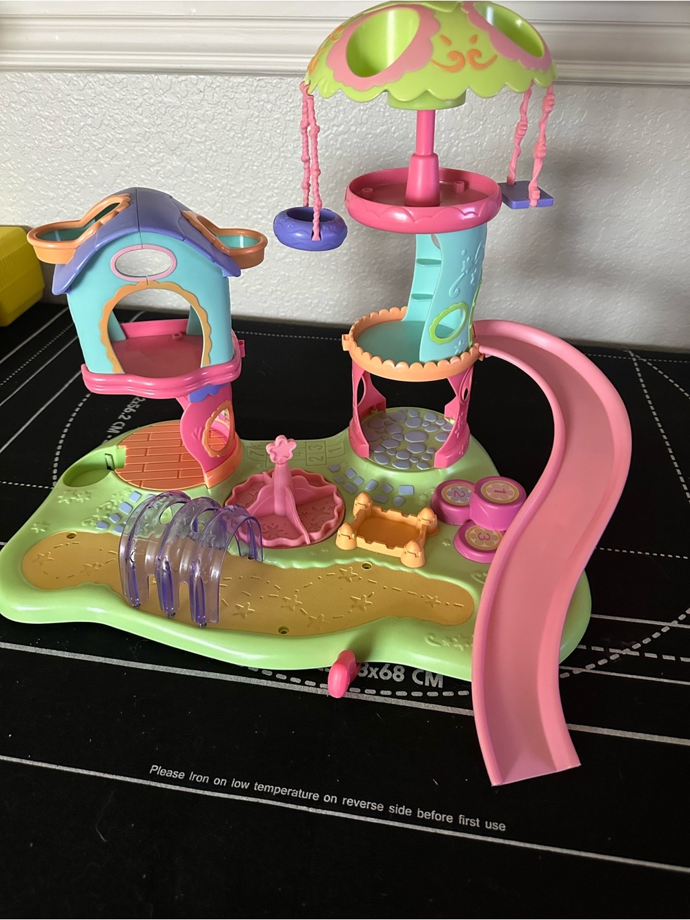 Littlest Pet Shop Playset